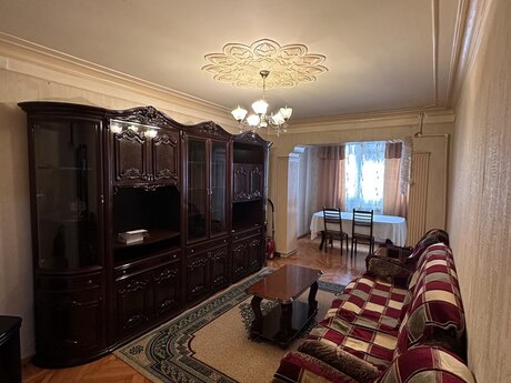3-otaqlı mənzil kirayə verilir, Yasamal r., 80 m²
