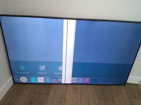 Televizor Samsung UE55AU7500U Televizor Samsung UE55AU7500U