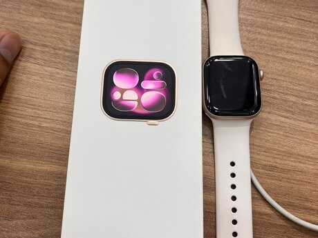 Apple Watch Series 11 Aluminum Rose Gold 42mm