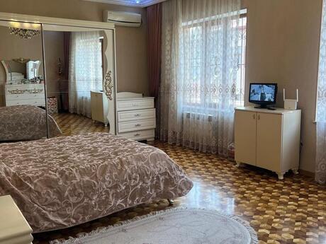 8-ci mikrorayonda 5 otaqlı həyət evi satılır, 250 m², 700 000 AZN, şəkil 4 / 6