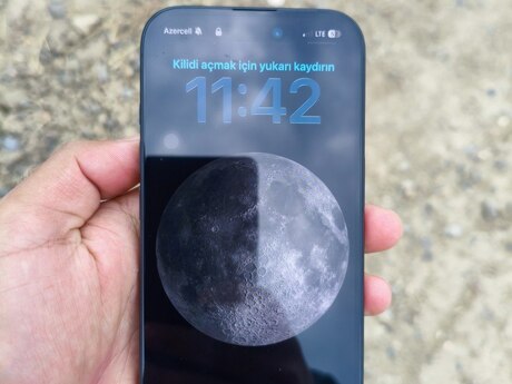 Apple iPhone 16 Black 128GB/8GB