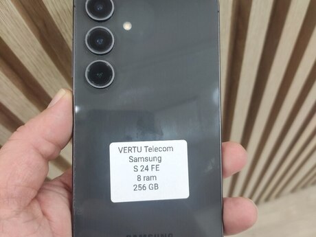 Samsung Galaxy S24 FE Graphite 256GB/8GB