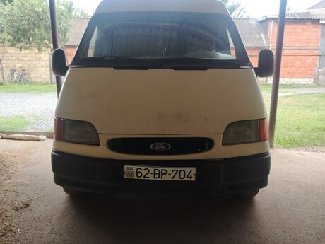 Ford Transit, 1999 il