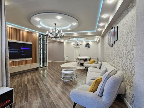 4-room new-build apartment for sale in Masazır, 200 m², 258 000 AZN, photo 2 / 12