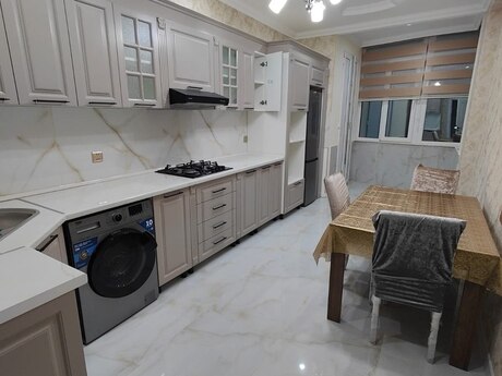 3-otaqlı yeni tikili kirayə verilir, Gəncə ş., 100 m²