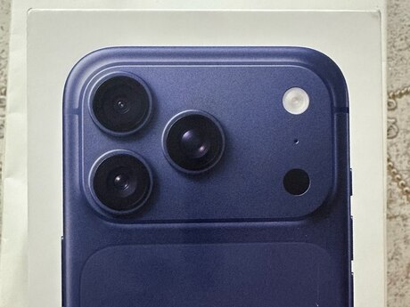 Apple iPhone 17 Pro Deep Blue 256GB/12GB