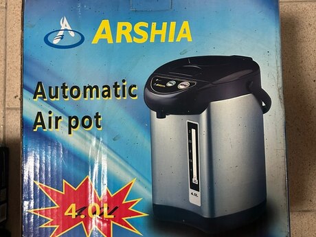 Elektrik çaydan Arshia Tefal