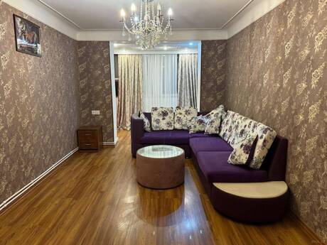 2-otaqlı mənzil kirayə verilir, E. Akademiyası m., 55 m²