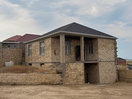 5 otaq · 200 m²