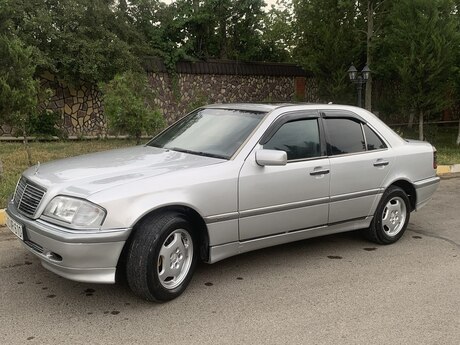 Mercedes C 180, 1996 il