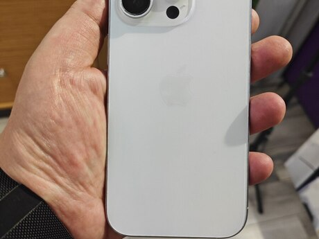 Apple iPhone 16 Pro White Titanium 256GB/8GB