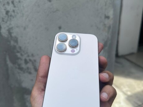 Apple iPhone 16 Pro Desert Titanium 128GB/8GB