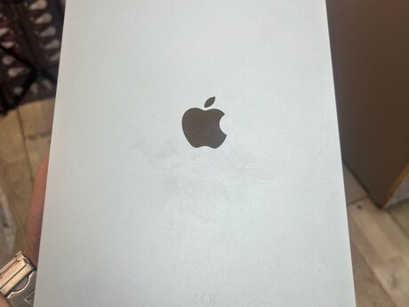 Apple iPad Air 11 A16
