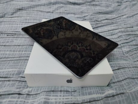 Apple iPad 6 (2018)