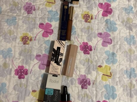 Estée Lauder, Fenty Beauty, Radial kosmetika dəsti 
