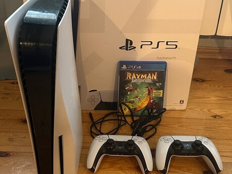 Sony PlayStation 5 825GB 