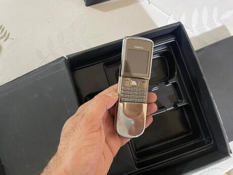 Nokia 8800 Sirocco Silver