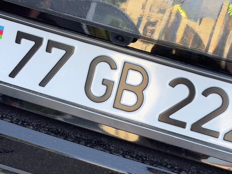 Qeydiyyat nişanı - 77-GB-222
