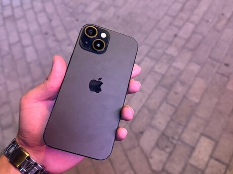 Apple iPhone 15 Black 128GB/6GB