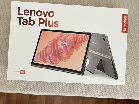 Lenovo Tab Plus