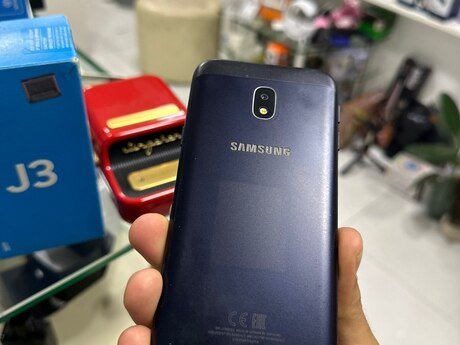 Samsung Galaxy J3 (2017) Black 16GB/2GB