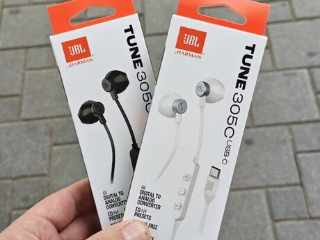 Qulaqlıq JBL Tune 305C