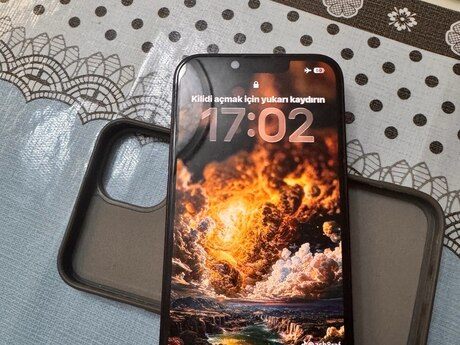 Apple iPhone 13 Midnight 128GB/4GB