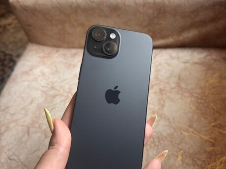 Apple iPhone 15 Black 128GB/6GB