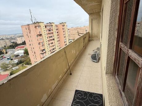 Yeni Günəşlidə 5 otaqlı köhnə tikili mənzil satılır, 106 m², 203 000 AZN, şəkil 2 / 12
