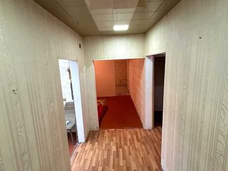 Yeni Günəşlidə 5 otaqlı köhnə tikili mənzil satılır, 103 m², 162 000 AZN, şəkil 2 / 9