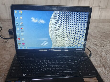 Noutbuk Toshiba