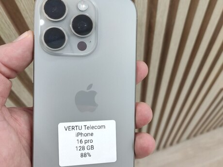 Apple iPhone 16 Pro Natural Titanium 128GB/8GB