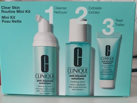 Clinique Anti-Blemish Solutions Clear Skin Routine Mini Kit