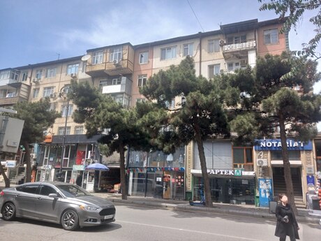 2-otaqlı mənzil, Memar Əcəmi m., 58 m²