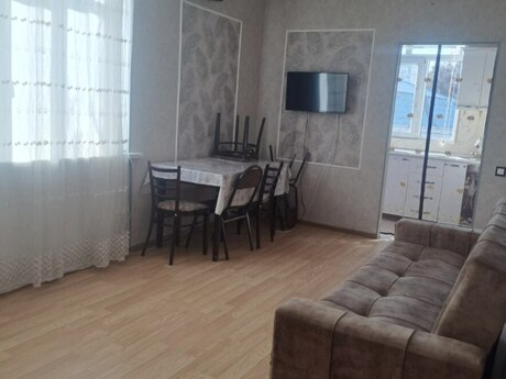2-otaqlı mənzil kirayə verilir, Gəncə ş., 40 m²