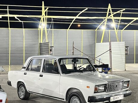 LADA (VAZ) 2107, 2000 il