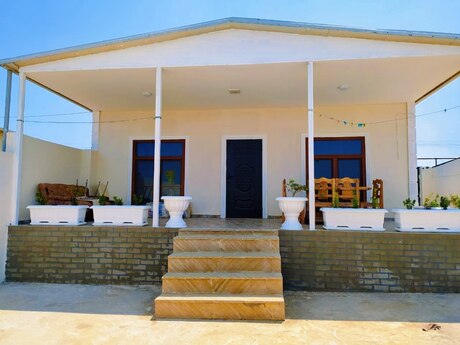 Bağ evi kirayə verilir, Pirşağı qəs.