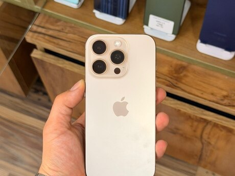 Apple iPhone 16 Pro Desert Titanium 128GB/8GB