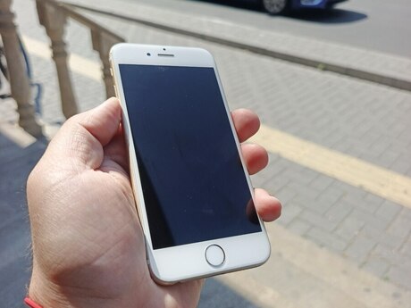 Apple iPhone 6 Gold 64GB