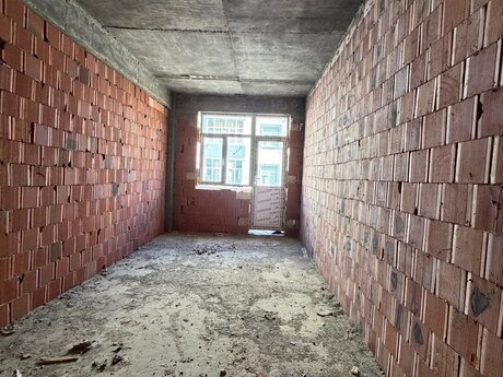 Qurtuluş 93 kompleksində 1 otaqlı yeni tikili mənzil satılır, 57 m², 71 000 AZN, şəkil 3 / 9