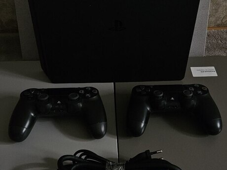 Sony Playstation 4 Slim 1TB