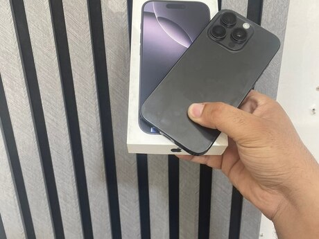 Apple iPhone 16 Pro Black Titanium 256GB/8GB