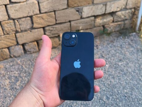 Apple iPhone 13 Midnight 128GB/4GB
