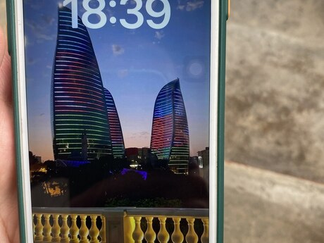 Apple iPhone 8 Plus Gold 64GB