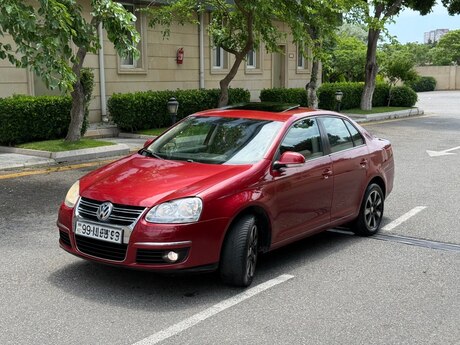 Volkswagen Jetta, 2010 il