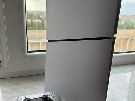 PlayStation 5 Slim 1TB 