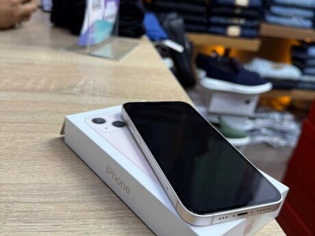 Apple iPhone 13 Pink 128GB/4GB