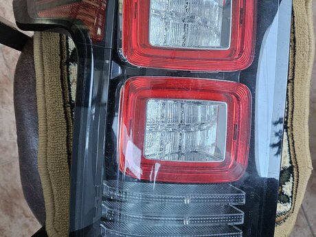 Range Rover üçün arxa stop işıqları