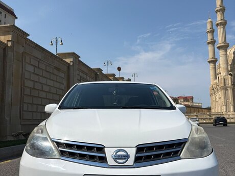 Nissan Tiida, 2011 il