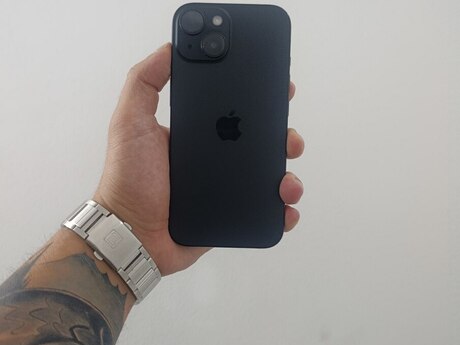 Apple iPhone 15 Black 128GB/6GB